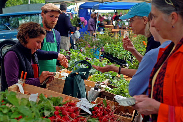 Photo: Facebook/dunwoodyfarmersmarket | 4770 N Peachtree Rd, Dunwoody, GA 30338
